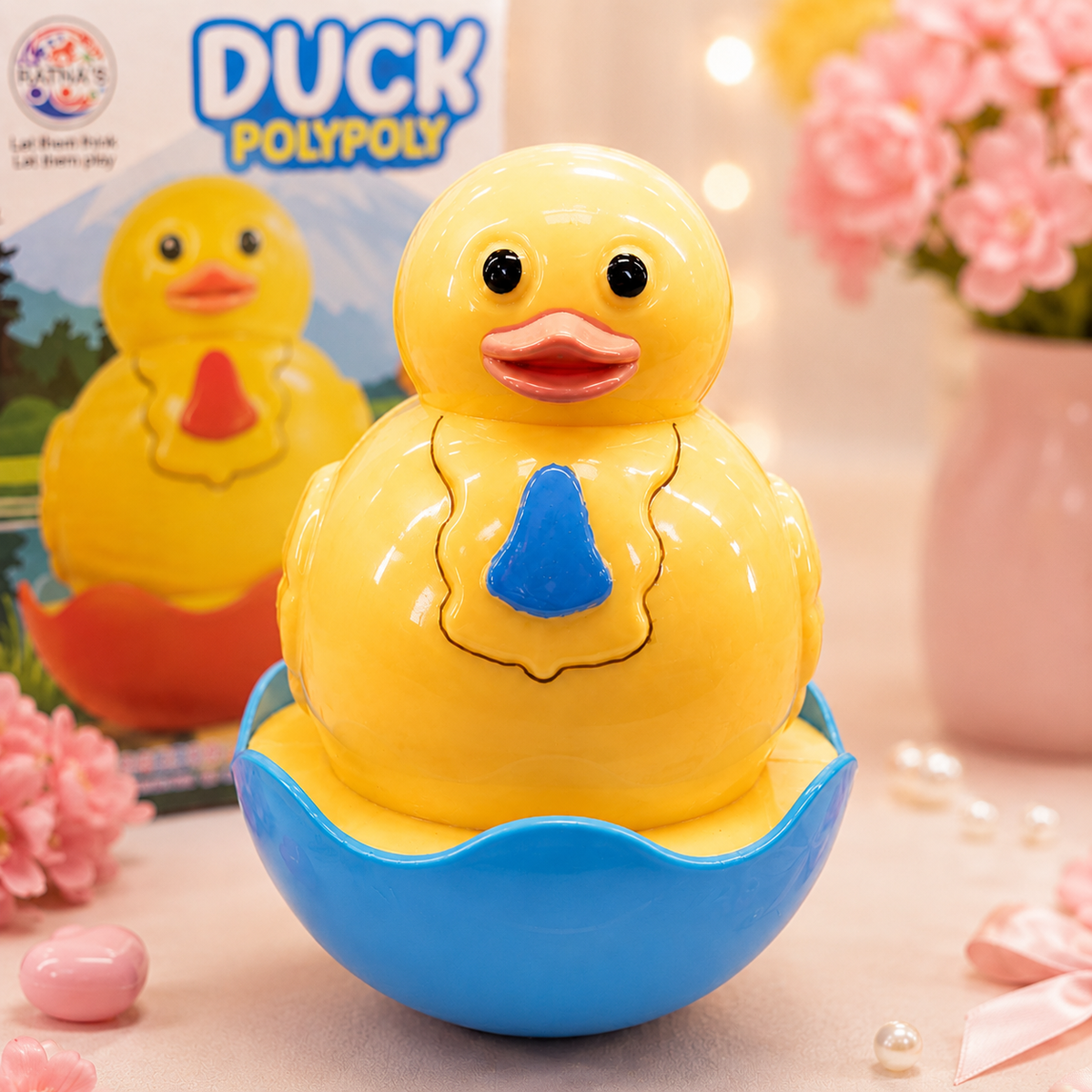 Kawaii Duck Roly Poly Wobble Toy close-up face